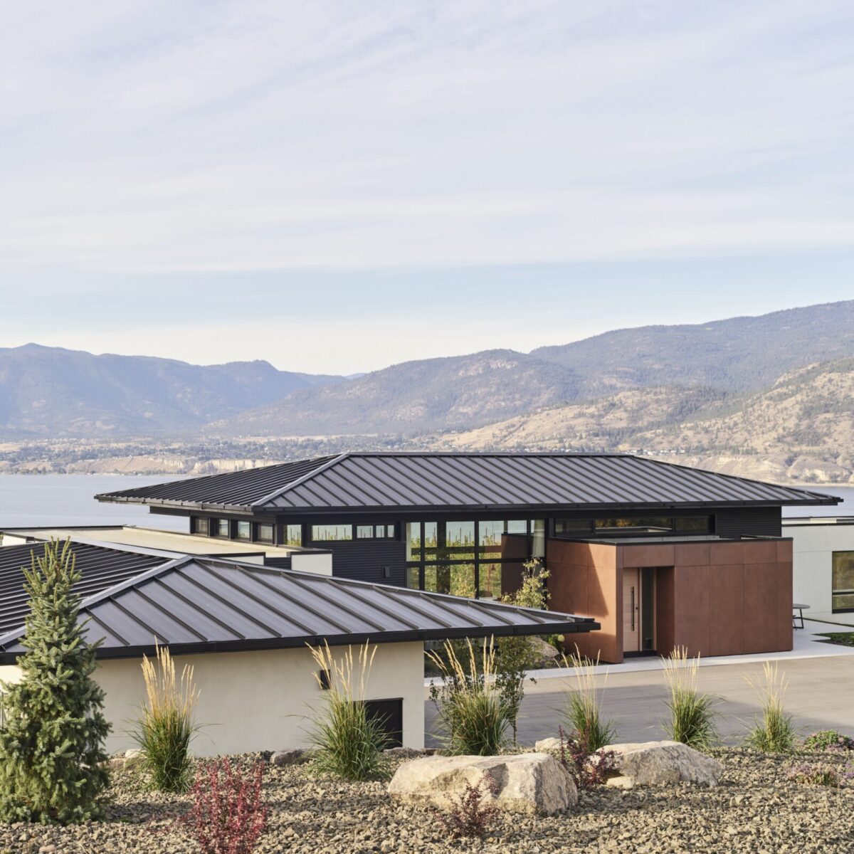 Home Tours - Naramata Outlook