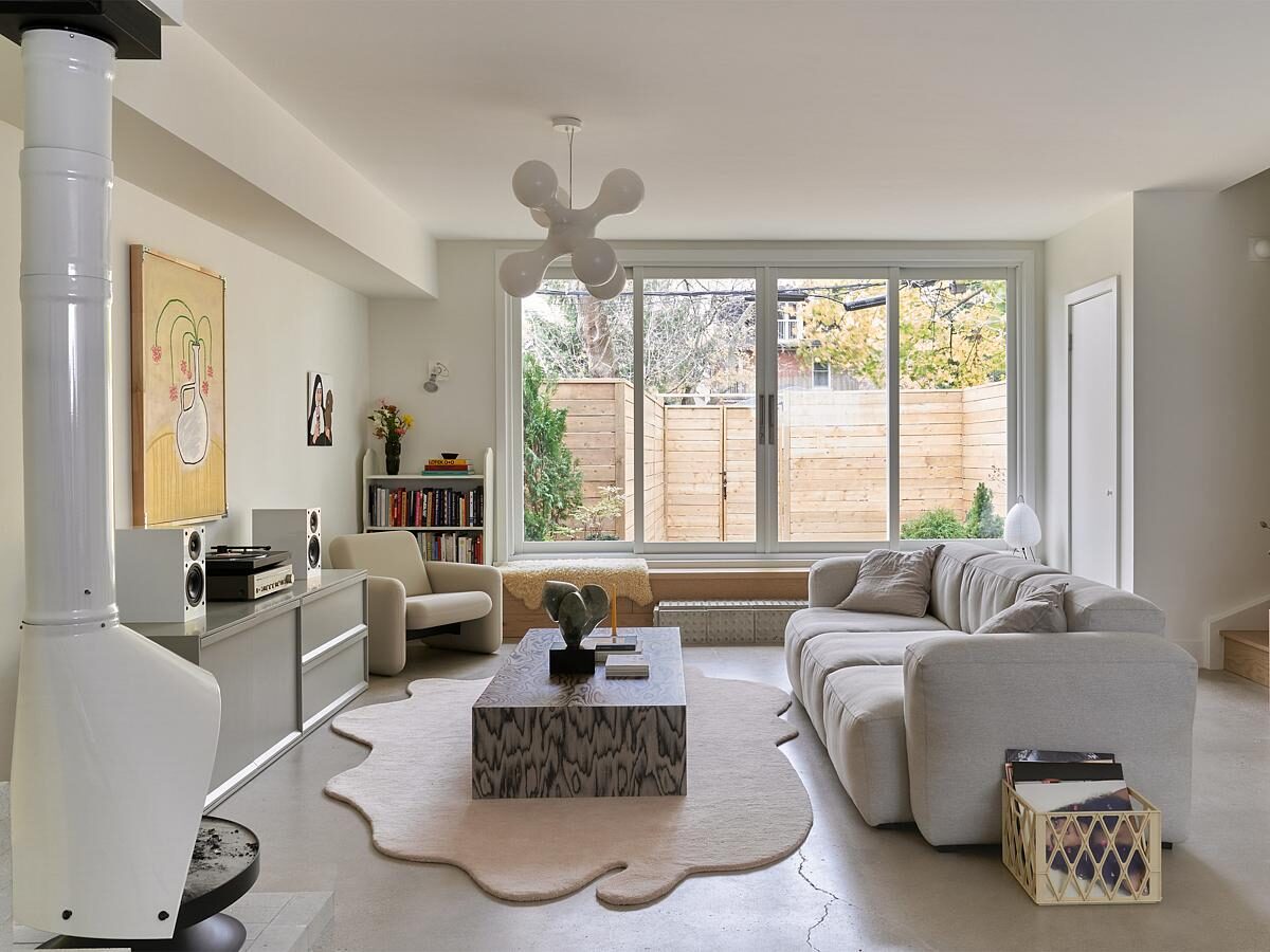 Home Tours - Osborne Laneway Suite: A Stylish and Functional Urban Retreat