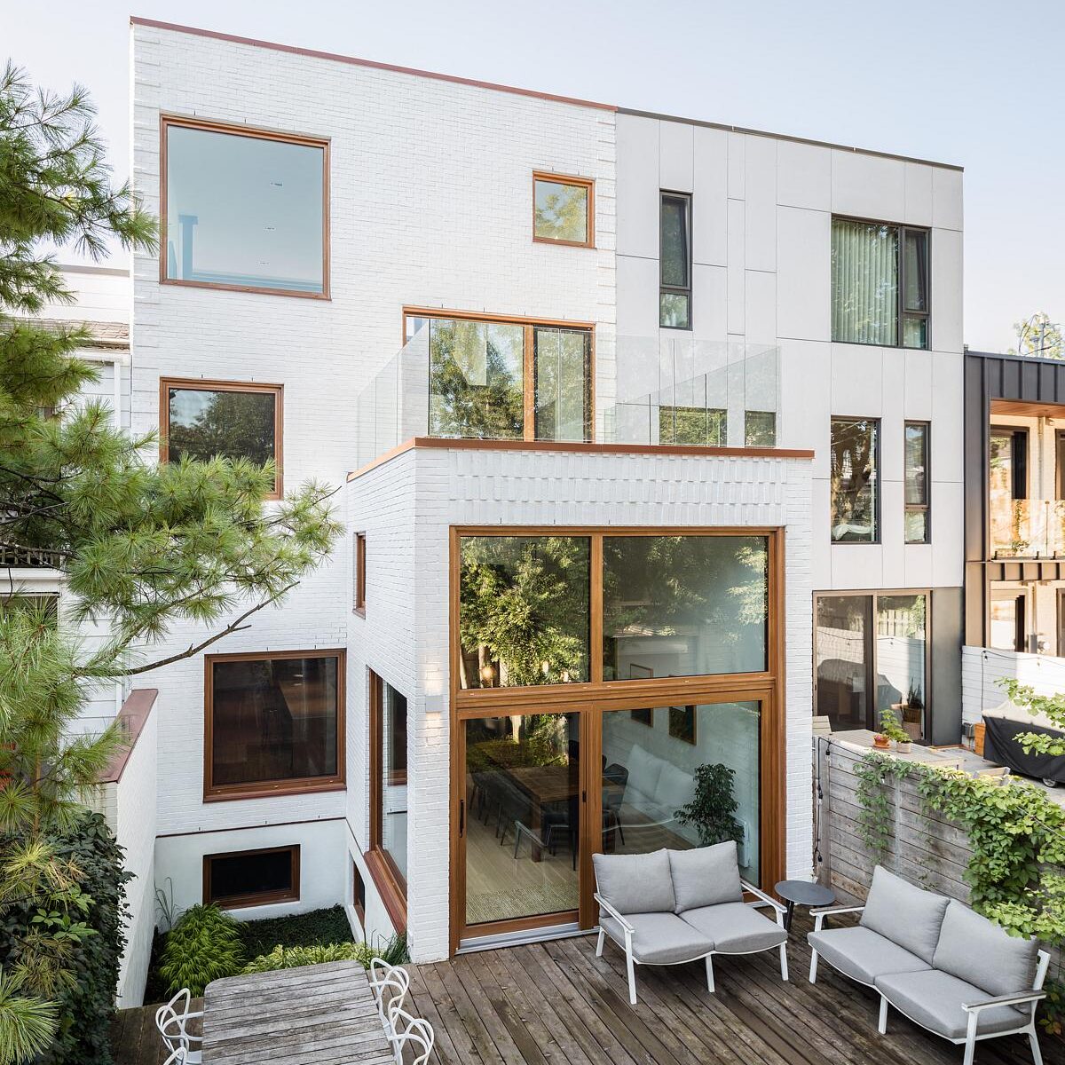 Home Tours - Saint-André No 3